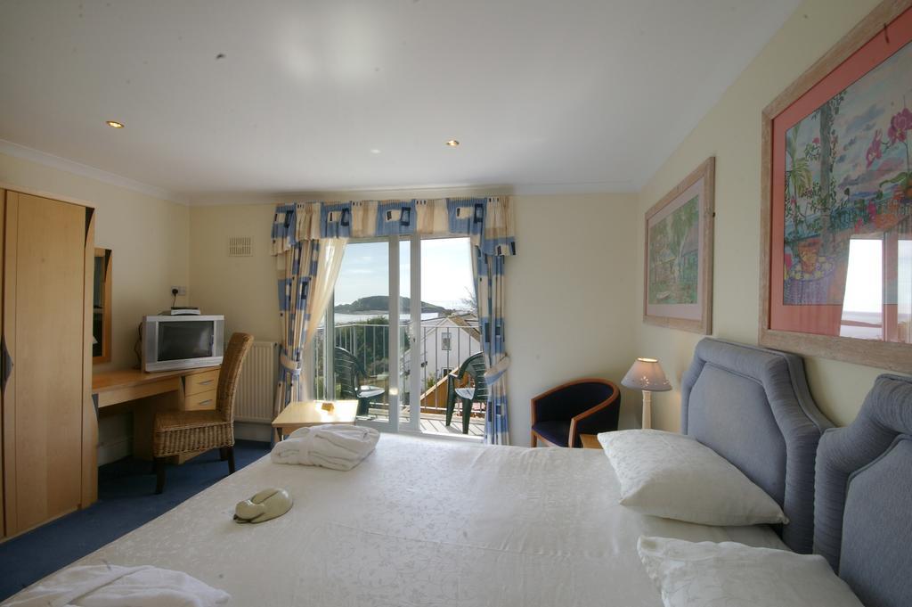 Fieldhead Hotel & Horizons Restaurant サルタッシュ 部屋 写真